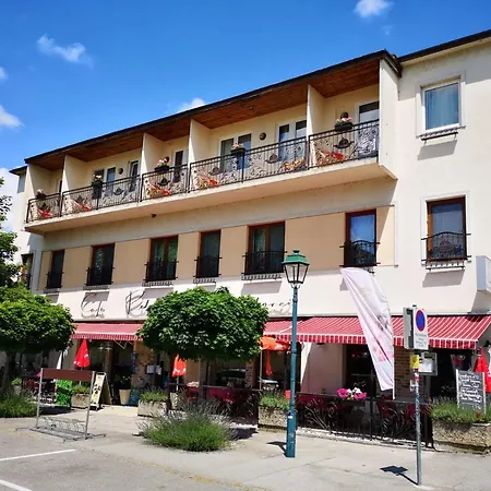 König Stefan Bad Deutsch Altenburg